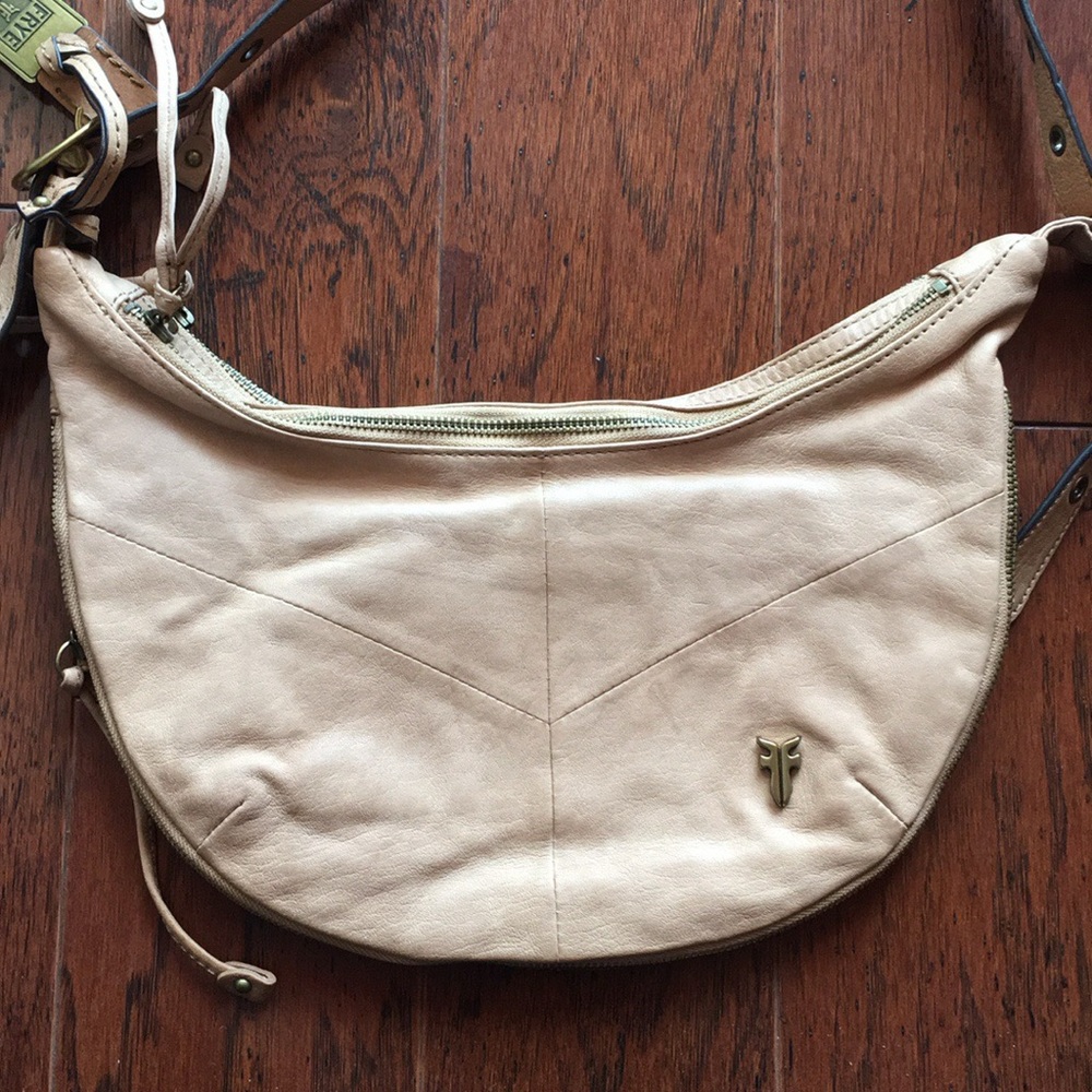 NWOT Frye Belle Bohemian Crossbody Leather Bag in Banana